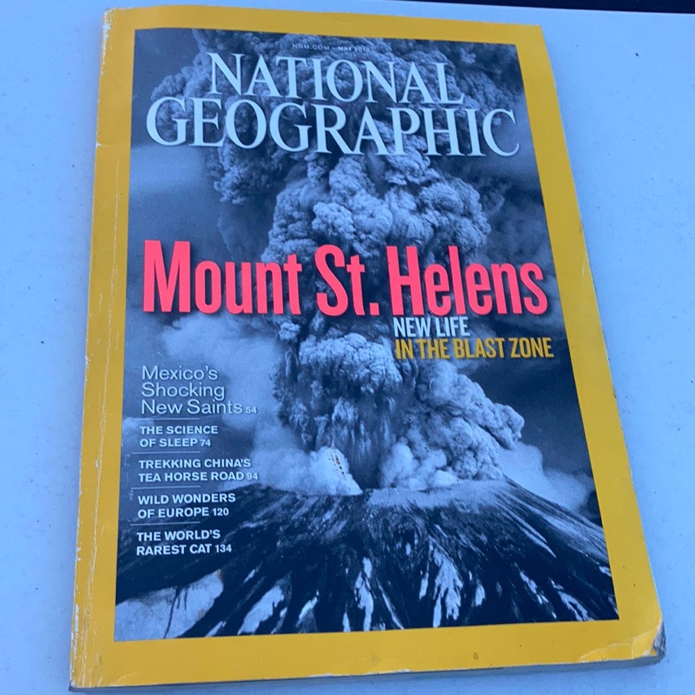 National Geographic magazine vintage 2010